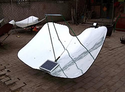 Solarkocher mit automatischer Solarnachführung 