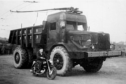 Russischer Oberleitungs-LKW