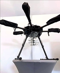 Drohne mit Digitalmikros
