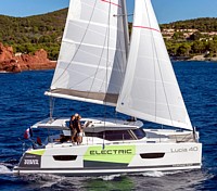 Lucia 40