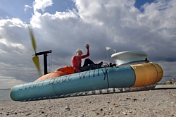 Steam Boat Willy Hovercraft