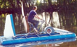 Muskelkraft-Luftkissenboot der Universal Hovercraft