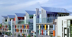 Solar/Dienstleistungszentrum Sonnenschiff