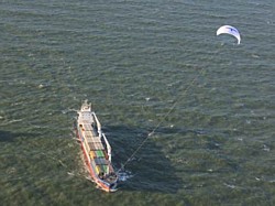 MS Beluga mit SkySail 